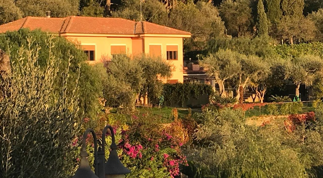 Le Jardin Sur Mer Avec Bike Et Mtb Tour Hotell Imperia Eksteriør bilde