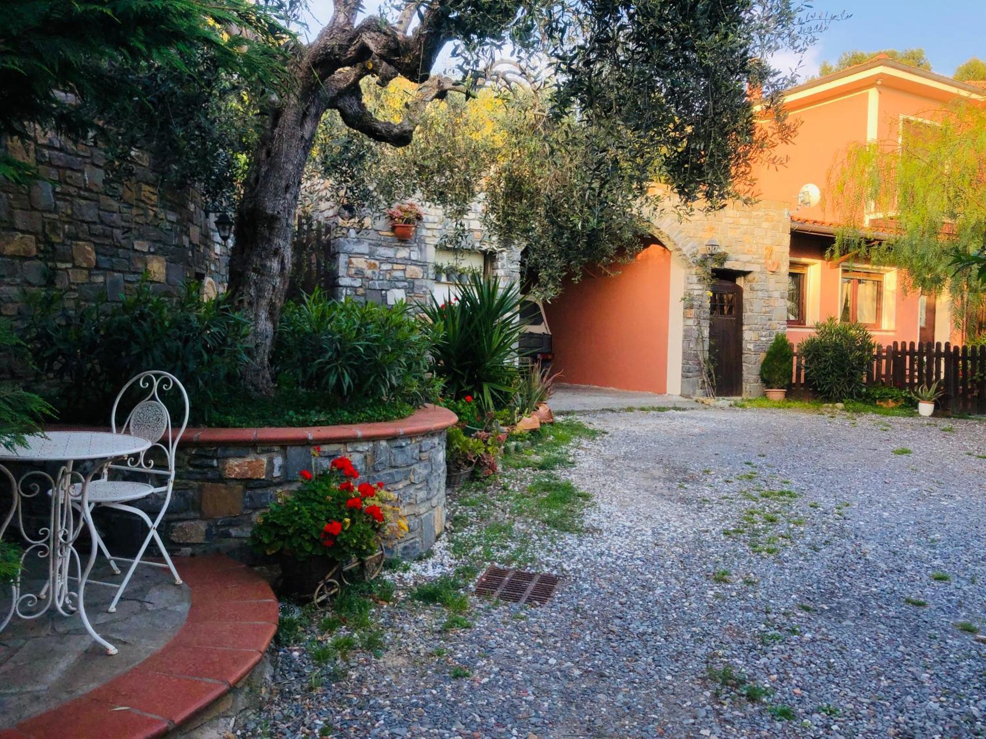 Le Jardin Sur Mer Avec Bike Et Mtb Tour Hotell Imperia Eksteriør bilde