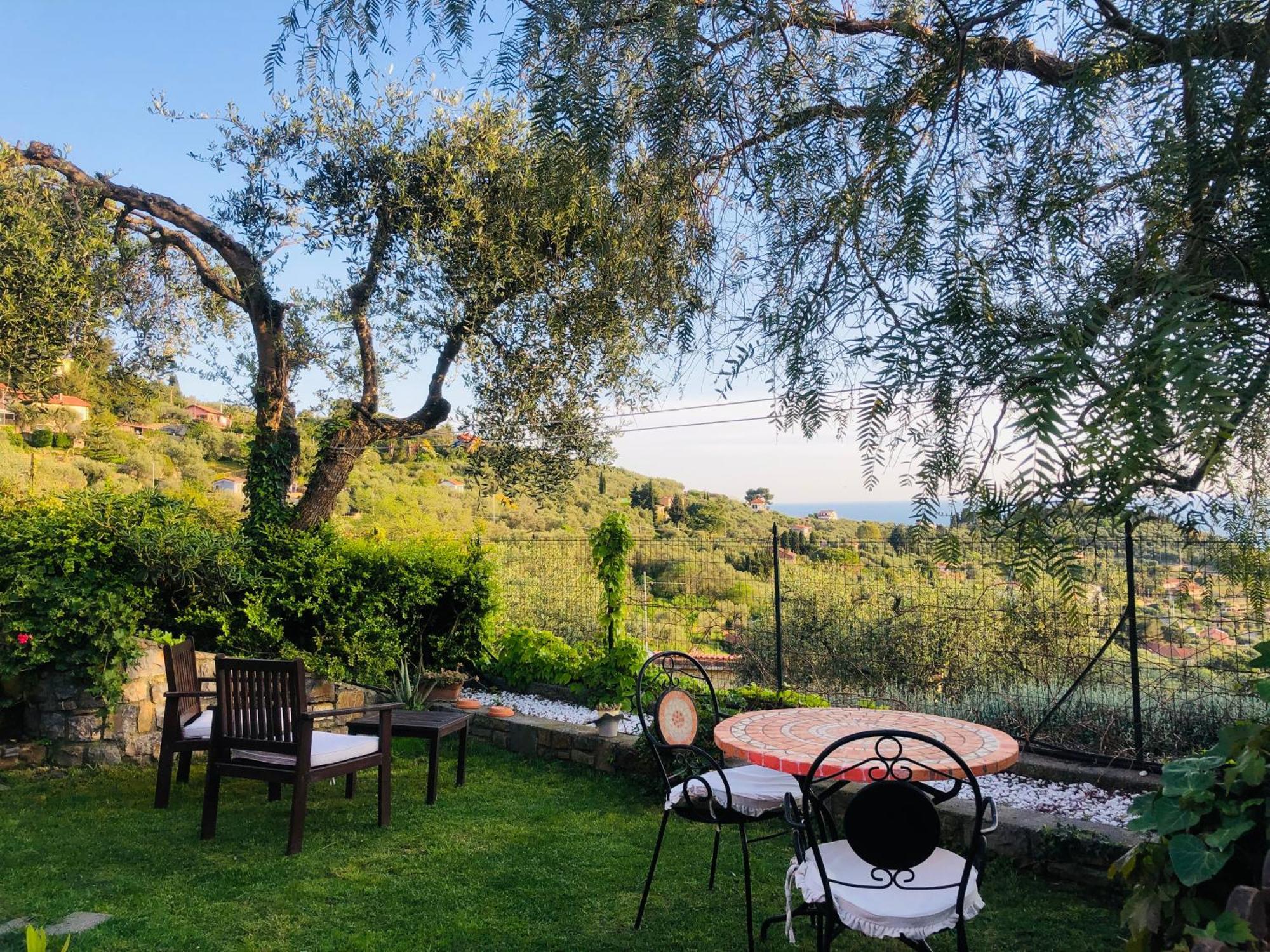 Le Jardin Sur Mer Avec Bike Et Mtb Tour Hotell Imperia Eksteriør bilde